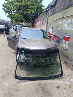 Toyota Camry 2015 Windscreen Glass Available