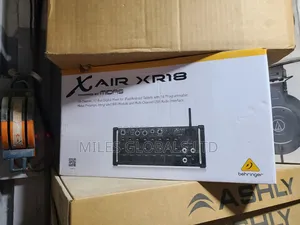 Behringer Digital Mixer Xr18
