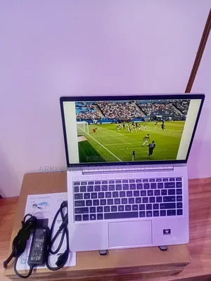 New Laptop HP 250 G2 16GB AMD Ryzen 5 SSD 256GB