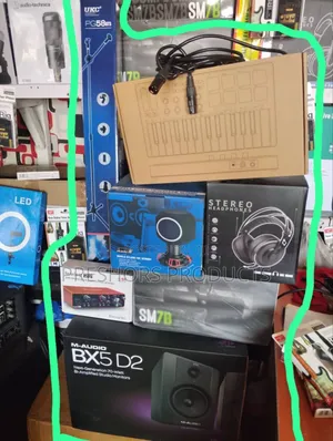 Bx5d2 M Audio,3rd Gen Scarlet 2i2,Sm7b Condenser Mic,Etc