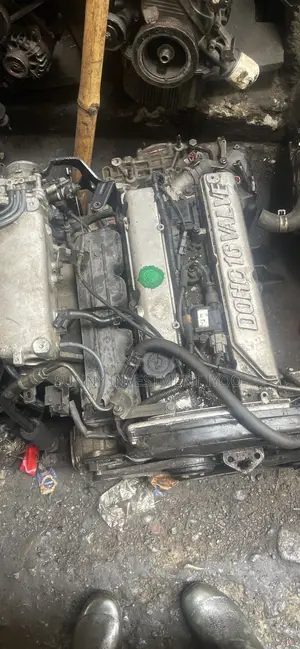 Hyundai Senifer 2004