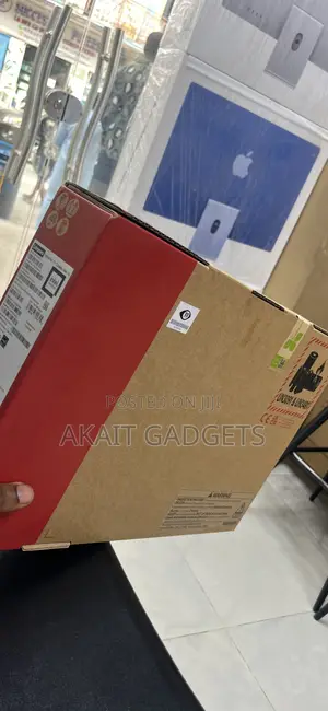 New Laptop Lenovo ThinkPad X1 Carbon 32GB Intel Core Ultra 7 SSD 1T