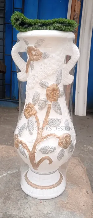Standing Flower Vase