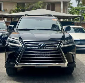 Lexus LX 2018 Black