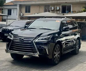 Lexus LX 2018 Black
