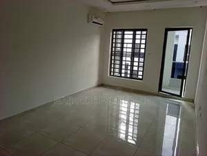 4bdrm Townhouse/Terrace in Off Adeola Odeku for sale