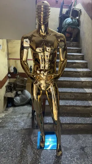 Spider Head Huge Male Gold Chrome Display Mannequin