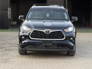 Toyota Highlander XLE 2021 Black