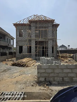 4bdrm Duplex in Gold City, Lugbe District for sale