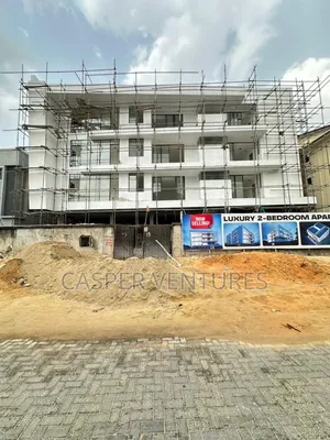 2bdrm Apartment in Off Admiralty Way, Lekki Phase 1 for sale
