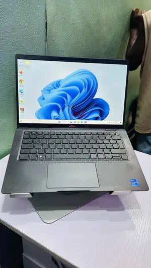 Laptop Dell Latitude 7420 16GB Intel Core i7 SSD 256GB