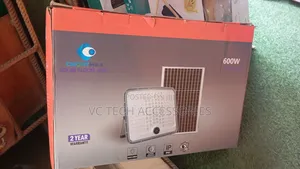 Cmontmax Solar Flood Light
