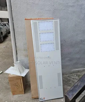 A3 100watts ~S Felicity All In One Solar Street Light