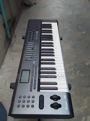 Axiom Midi Pad Studio Keyboard – Clean Working 