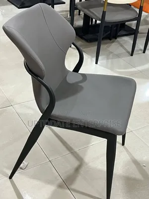 Traditional Armless Dining Chair