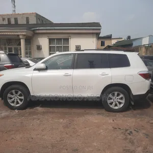 Toyota Highlander 2012 White