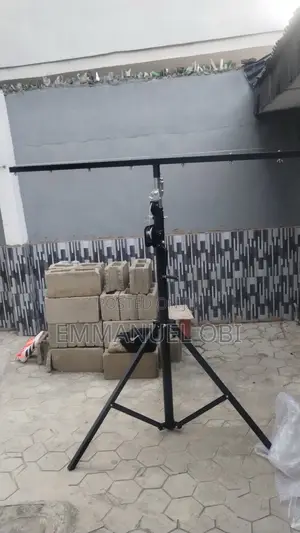 Light T Stand