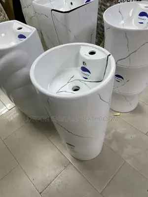 High Quality England Standard Stand Free White Basin