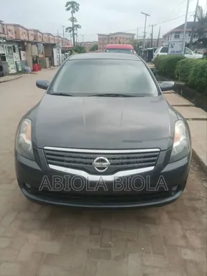 Nissan Altima 2.5 S Sedan 2010 Gray