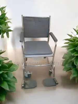 Aidapt Vr166 Linton Mobiled Wheeled Commode