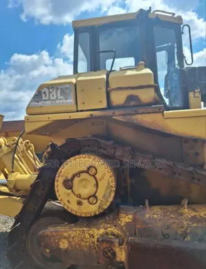 Equipment Hire, Heavy Duty Equipment, Lowbed, Swamp Boggy Excavator