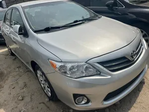 Toyota Corolla 2012 Silver
