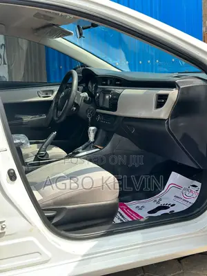Toyota Corolla 2016 White