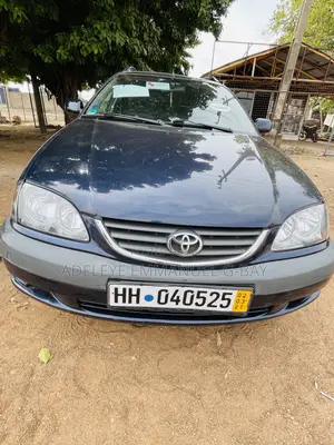Toyota Avensis 2003 Blue