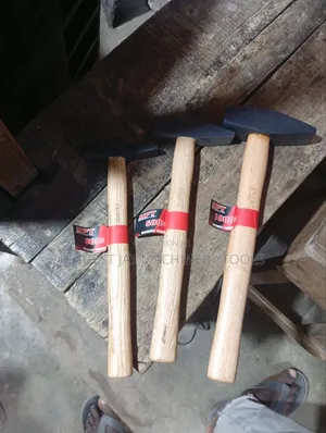 Engineering Hammer 500g