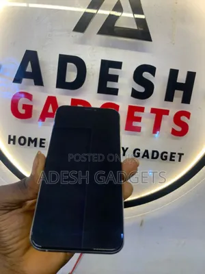 Apple iPhone XS 64 GB White