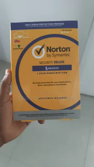 Norton Security Deluxe 5 Devices 1-Year License
