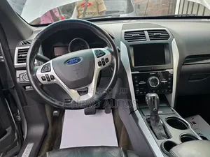 Ford Explorer Limited 4dr 4x4 (3.5L 6cyl 6A) 2013 Silver