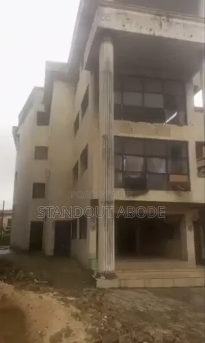 Urgent Sale of W Massive Vacant Building for Sale in Opebi Ikeja
