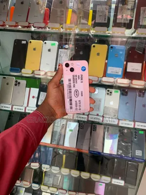 Apple iPhone 13 256 GB Pink