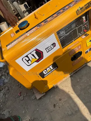 Industrial Cat 12.5kva Diesel Soundproof Generator for Heavy Use