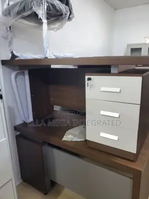 1.4 Meters Office Table