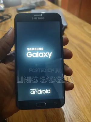 Samsung Galaxy J7 32 GB Black