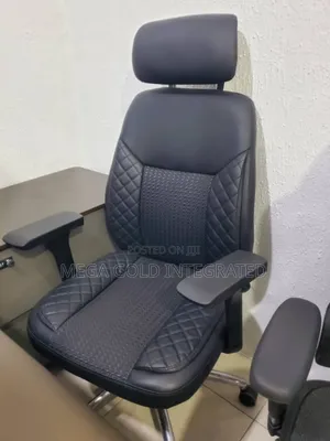 High Quality Executive Swivel Office Chair