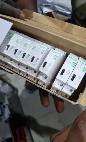 Joy-elec & Schneider Breakers Strong And Reliable Overload Protection