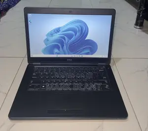 Laptop Dell Latitude 5450 8GB Intel Core i5 HDD+SSD 500GB