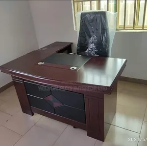 1.4 Meter Luxury Office Table With Side Extension
