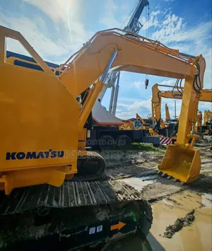 Swamp Boggy Hire, Excavator Hire