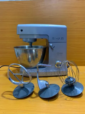 Ichiban Master Chef Stand Mixer in Silver.