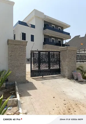 6bdrm Duplex in Asokoro for sale