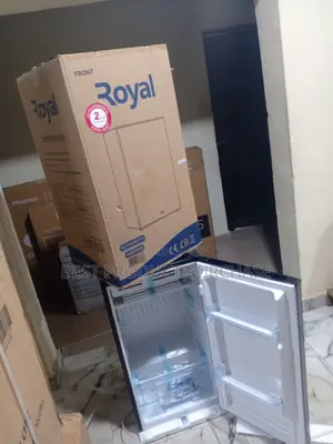 Efficient Royal 105l Table Top Refrigerator