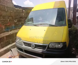Fiat Ducato 2000 Yellow