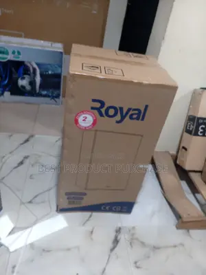 Royal 105l Table Top Fridge - Factory New