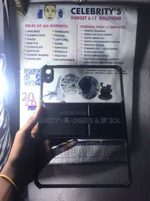 iPad 10 Generation Pouche