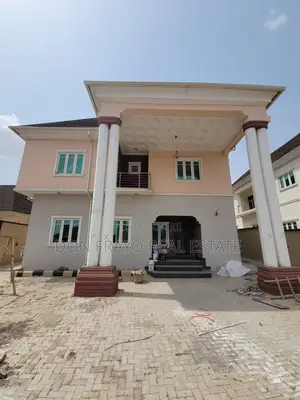 5bdrm Duplex in Kolapo Ishola Gra, Akobo for rent