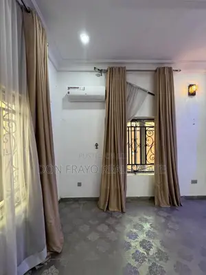 5bdrm Duplex in Kolapo Ishola Gra, Akobo for rent